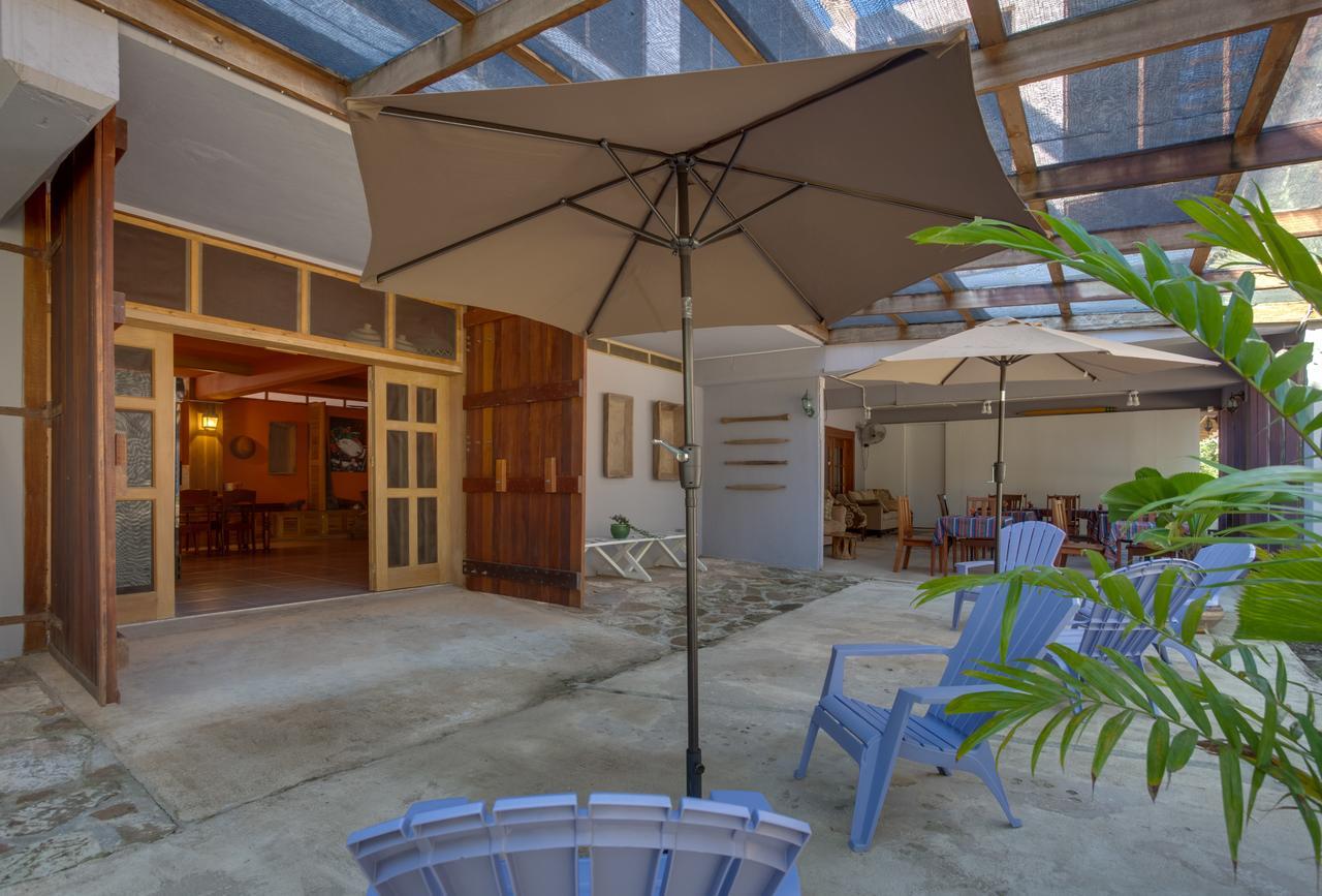 Bayshore Bijou Suites Maya Beach Екстериор снимка