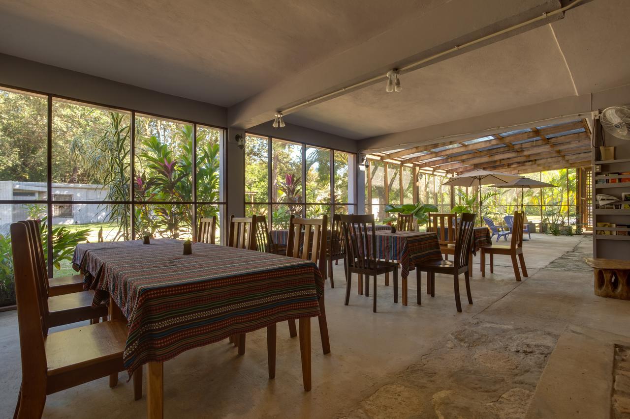 Bayshore Bijou Suites Maya Beach Екстериор снимка