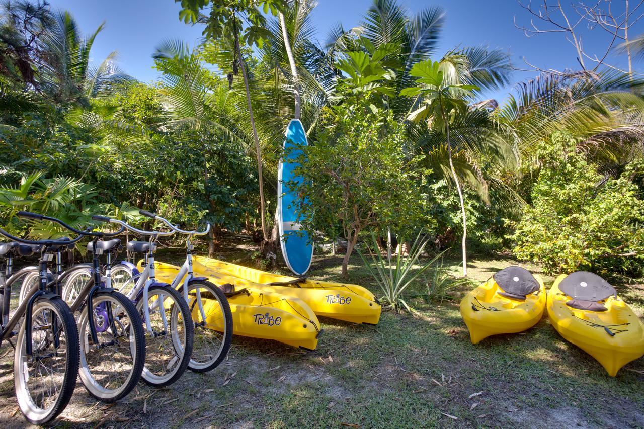 Bayshore Bijou Suites Maya Beach Екстериор снимка