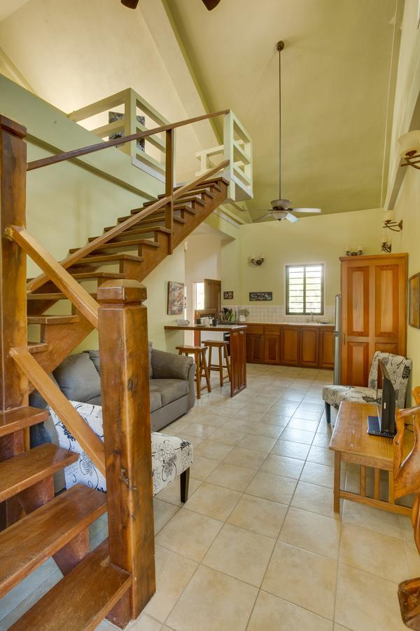 Bayshore Bijou Suites Maya Beach Екстериор снимка